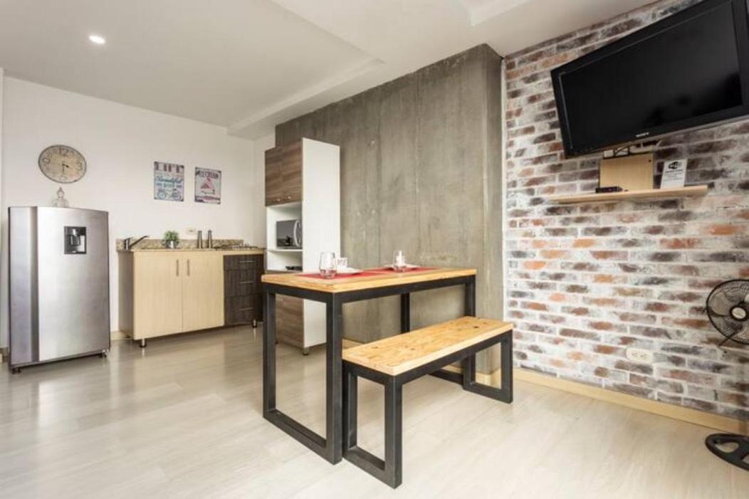 Apartment San Peter Aparta En La 70 Laureles Medellin